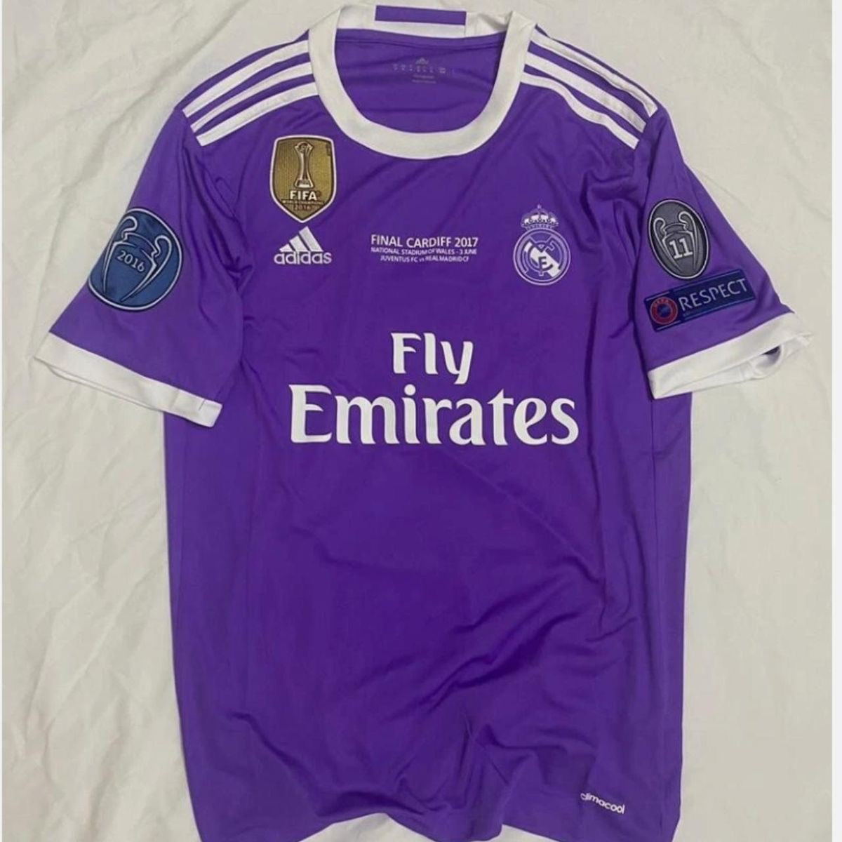 Real Madrid Retro Jersey (2017)
